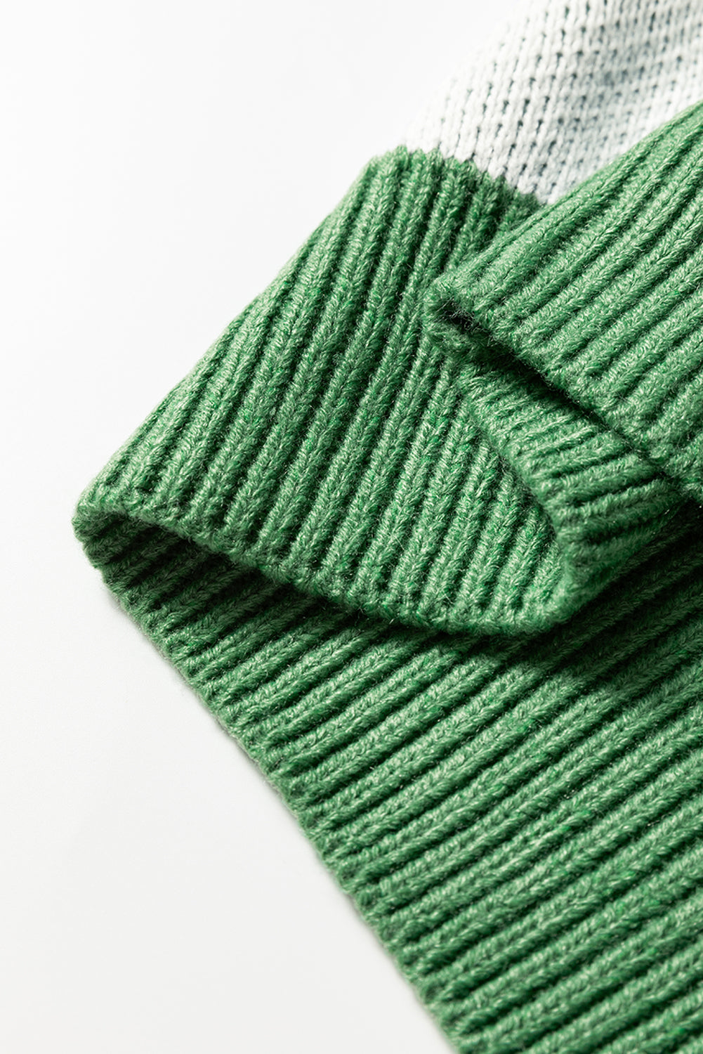 V Neck Checkered Sweater - Green