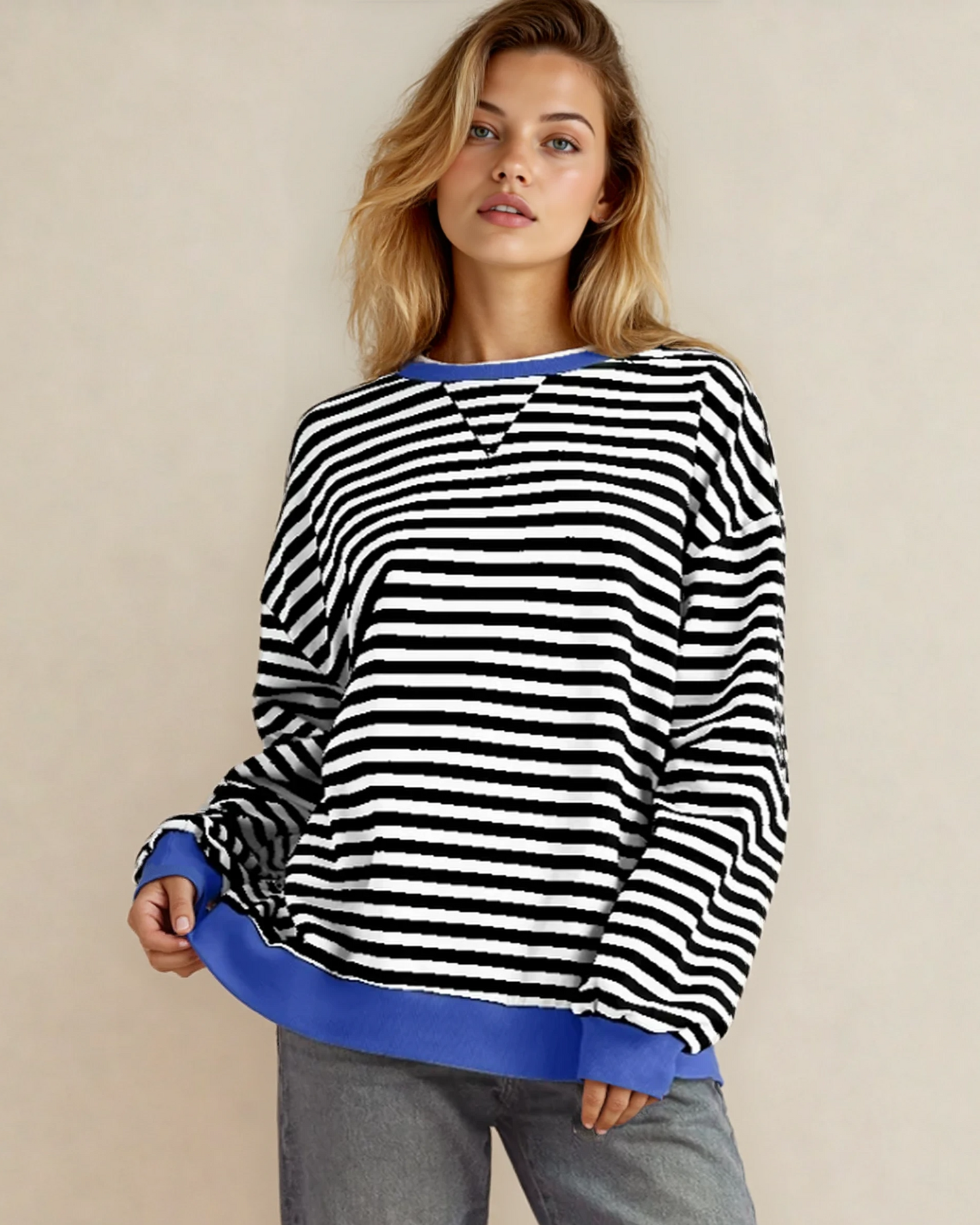 Oversized Sweatshirt - Black